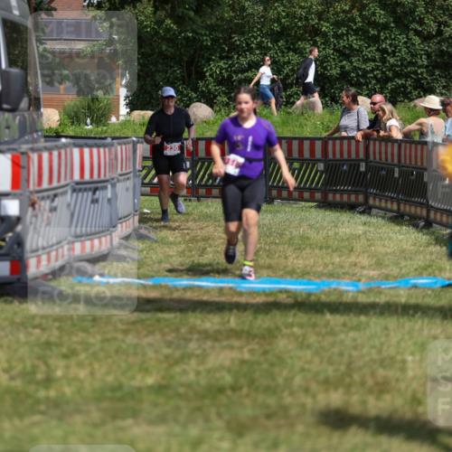 21.06.2026 - 29. Vierlanden-Triathlon Andreas Tolksdorf http://msf.ph/oto/9917902 21.06.2026 15:17:32 Ziel 230, 1316 meine-sportfotos.de