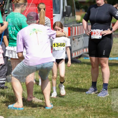 21.06.2026 - 29. Vierlanden-Triathlon Andreas Tolksdorf http://msf.ph/oto/9917922 21.06.2026 15:17:55 Ziel 1238, 1242, 1277, 1279, 1346 meine-sportfotos.de