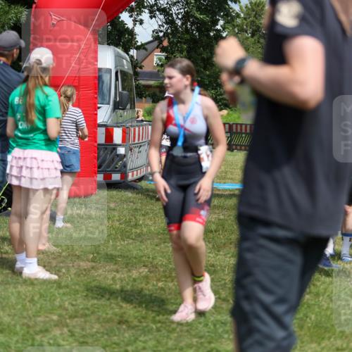 21.06.2026 - 29. Vierlanden-Triathlon Andreas Tolksdorf http://msf.ph/oto/9917962 21.06.2026 15:18:12 Ziel 1243, 1278 meine-sportfotos.de