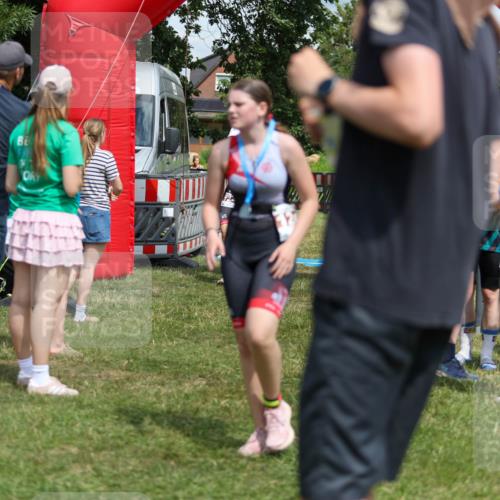 21.06.2026 - 29. Vierlanden-Triathlon Andreas Tolksdorf http://msf.ph/oto/9917963 21.06.2026 15:18:13 Ziel 1243, 1278 meine-sportfotos.de