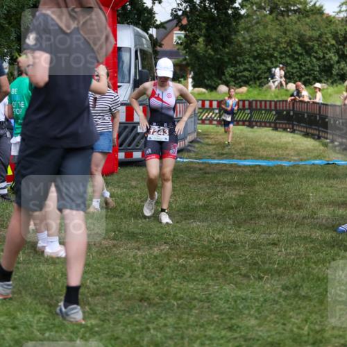 21.06.2026 - 29. Vierlanden-Triathlon Andreas Tolksdorf http://msf.ph/oto/9917971 21.06.2026 15:18:16 Ziel 1243, 1278 meine-sportfotos.de