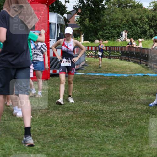 21.06.2026 - 29. Vierlanden-Triathlon Andreas Tolksdorf http://msf.ph/oto/9917976 21.06.2026 15:18:16 Ziel 1243, 1278 meine-sportfotos.de