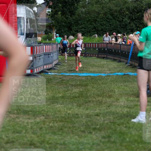 21.06.2026 - 29. Vierlanden-Triathlon Andreas Tolksdorf http://msf.ph/oto/9918014 21.06.2026 15:19:19 Ziel 1237, 1270 meine-sportfotos.de