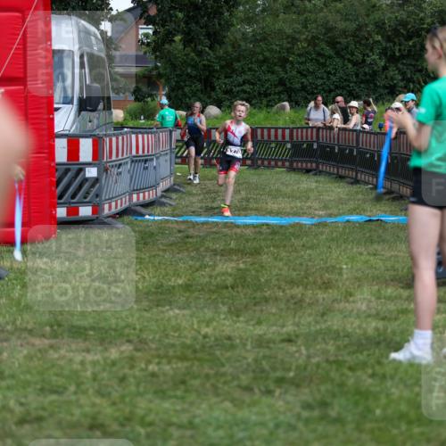 21.06.2026 - 29. Vierlanden-Triathlon Andreas Tolksdorf http://msf.ph/oto/9918018 21.06.2026 15:19:19 Ziel 1237, 1270 meine-sportfotos.de