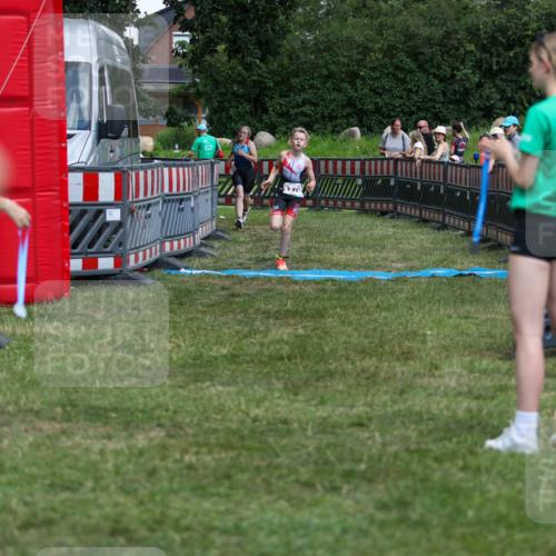 21.06.2026 - 29. Vierlanden-Triathlon Andreas Tolksdorf http://msf.ph/oto/9918019 21.06.2026 15:19:19 Ziel 1237, 1270 meine-sportfotos.de