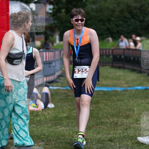 21.06.2026 - 29. Vierlanden-Triathlon Andreas Tolksdorf http://msf.ph/oto/9918050 21.06.2026 15:19:52 Ziel  meine-sportfotos.de