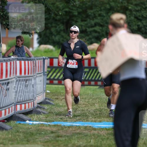 21.06.2026 - 29. Vierlanden-Triathlon Andreas Tolksdorf http://msf.ph/oto/9918057 21.06.2026 15:22:19 Ziel 105, 279 meine-sportfotos.de