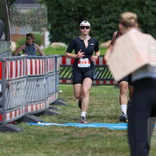 21.06.2026 - 29. Vierlanden-Triathlon Andreas Tolksdorf http://msf.ph/oto/9918064 21.06.2026 15:22:19 Ziel 105, 279 meine-sportfotos.de