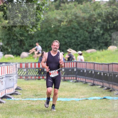 21.06.2026 - 29. Vierlanden-Triathlon Andreas Tolksdorf http://msf.ph/oto/9918131 21.06.2026 11:47:54 Ziel 204 meine-sportfotos.de