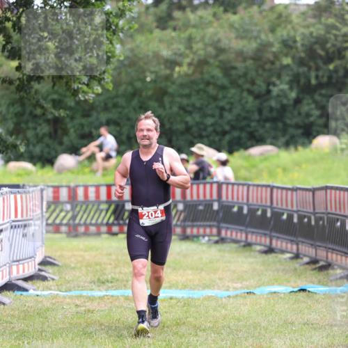 21.06.2026 - 29. Vierlanden-Triathlon Andreas Tolksdorf http://msf.ph/oto/9918135 21.06.2026 11:47:54 Ziel 204 meine-sportfotos.de