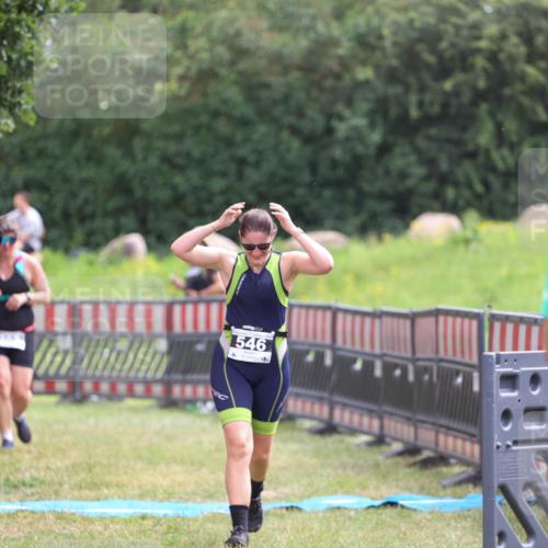 21.06.2026 - 29. Vierlanden-Triathlon Andreas Tolksdorf http://msf.ph/oto/9918138 21.06.2026 11:48:25 Ziel 546, 565 meine-sportfotos.de