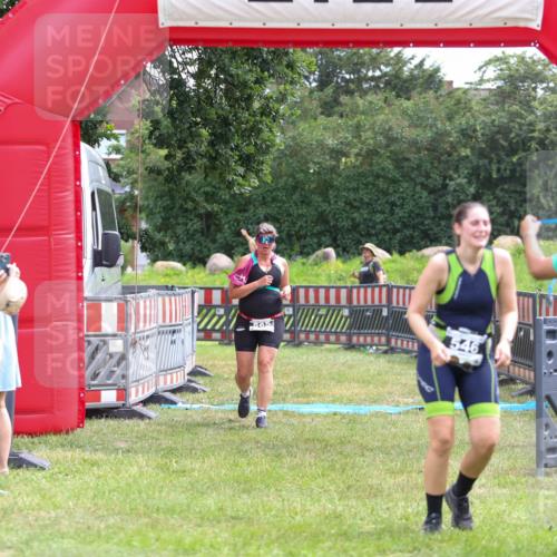 21.06.2026 - 29. Vierlanden-Triathlon Andreas Tolksdorf http://msf.ph/oto/9918146 21.06.2026 11:48:29 Ziel 546, 565 meine-sportfotos.de