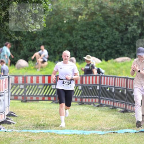 21.06.2026 - 29. Vierlanden-Triathlon Andreas Tolksdorf http://msf.ph/oto/9918173 21.06.2026 11:49:29 Ziel 580 meine-sportfotos.de