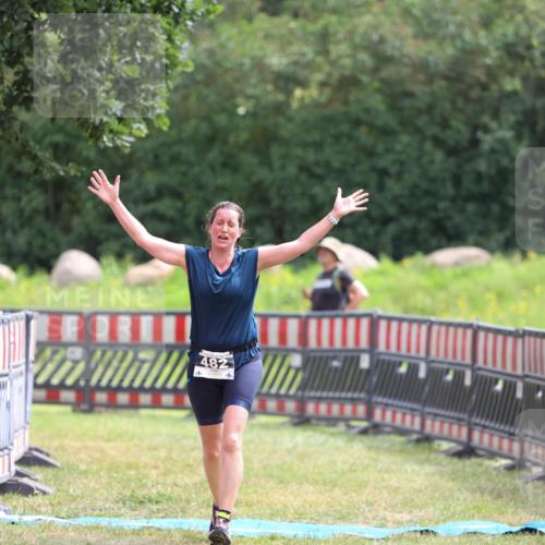 21.06.2026 - 29. Vierlanden-Triathlon Andreas Tolksdorf http://msf.ph/oto/9918209 21.06.2026 11:50:32 Ziel 482 meine-sportfotos.de