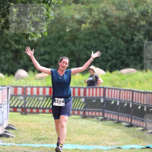 21.06.2026 - 29. Vierlanden-Triathlon Andreas Tolksdorf http://msf.ph/oto/9918210 21.06.2026 11:50:32 Ziel 482 meine-sportfotos.de