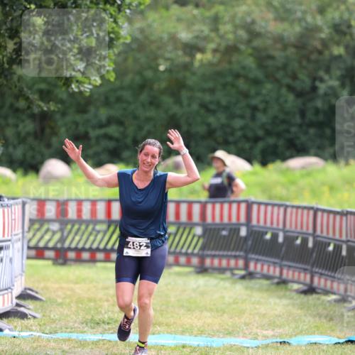 21.06.2026 - 29. Vierlanden-Triathlon Andreas Tolksdorf http://msf.ph/oto/9918213 21.06.2026 11:50:32 Ziel 482 meine-sportfotos.de