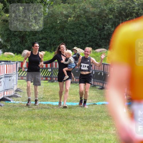 21.06.2026 - 29. Vierlanden-Triathlon Andreas Tolksdorf http://msf.ph/oto/9918267 21.06.2026 11:51:27 Ziel 299, 534, 612 meine-sportfotos.de