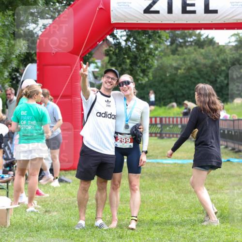 21.06.2026 - 29. Vierlanden-Triathlon Andreas Tolksdorf http://msf.ph/oto/9918305 21.06.2026 11:51:55 Ziel  meine-sportfotos.de
