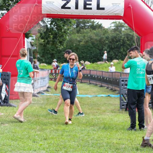 21.06.2026 - 29. Vierlanden-Triathlon Andreas Tolksdorf http://msf.ph/oto/9918326 21.06.2026 11:52:23 Ziel  meine-sportfotos.de
