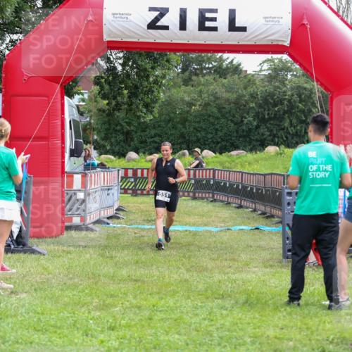 21.06.2026 - 29. Vierlanden-Triathlon Andreas Tolksdorf http://msf.ph/oto/9918339 21.06.2026 11:52:37 Ziel 551 meine-sportfotos.de