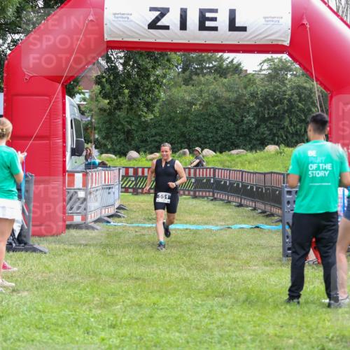 21.06.2026 - 29. Vierlanden-Triathlon Andreas Tolksdorf http://msf.ph/oto/9918340 21.06.2026 11:52:37 Ziel 551 meine-sportfotos.de
