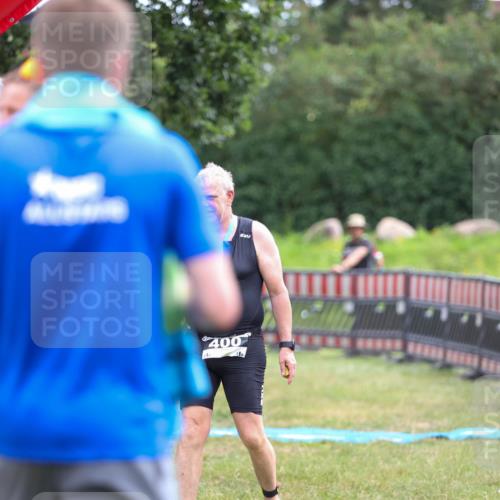 21.06.2026 - 29. Vierlanden-Triathlon Andreas Tolksdorf http://msf.ph/oto/9918394 21.06.2026 11:54:33 Ziel  meine-sportfotos.de