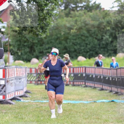 21.06.2026 - 29. Vierlanden-Triathlon Andreas Tolksdorf http://msf.ph/oto/9918448 21.06.2026 11:57:10 Ziel 500, 504 meine-sportfotos.de