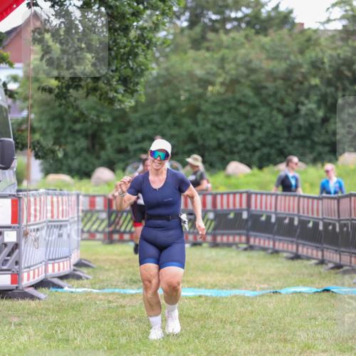 21.06.2026 - 29. Vierlanden-Triathlon Andreas Tolksdorf http://msf.ph/oto/9918449 21.06.2026 11:57:10 Ziel 500, 504 meine-sportfotos.de