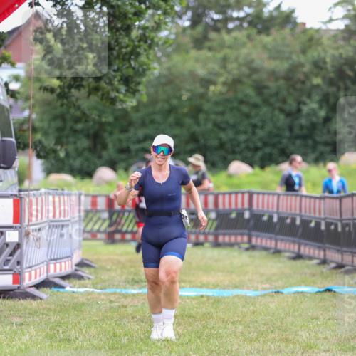 21.06.2026 - 29. Vierlanden-Triathlon Andreas Tolksdorf http://msf.ph/oto/9918450 21.06.2026 11:57:10 Ziel 500, 504 meine-sportfotos.de