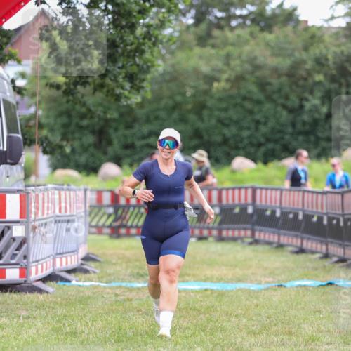21.06.2026 - 29. Vierlanden-Triathlon Andreas Tolksdorf http://msf.ph/oto/9918453 21.06.2026 11:57:10 Ziel 500, 504 meine-sportfotos.de