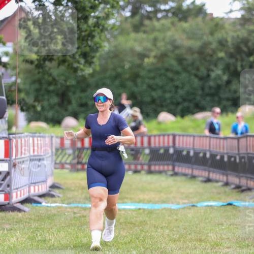 21.06.2026 - 29. Vierlanden-Triathlon Andreas Tolksdorf http://msf.ph/oto/9918460 21.06.2026 11:57:10 Ziel 500, 504 meine-sportfotos.de