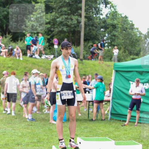 21.06.2026 - 29. Vierlanden-Triathlon Andreas Tolksdorf http://msf.ph/oto/9918477 21.06.2026 11:58:08 Ziel 510 meine-sportfotos.de