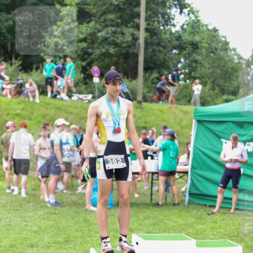 21.06.2026 - 29. Vierlanden-Triathlon Andreas Tolksdorf http://msf.ph/oto/9918478 21.06.2026 11:58:08 Ziel 510 meine-sportfotos.de