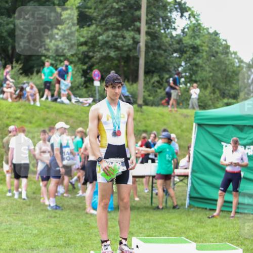 21.06.2026 - 29. Vierlanden-Triathlon Andreas Tolksdorf http://msf.ph/oto/9918482 21.06.2026 11:58:08 Ziel 510 meine-sportfotos.de