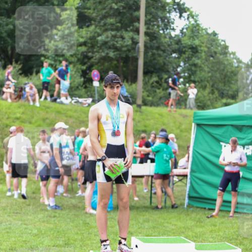 21.06.2026 - 29. Vierlanden-Triathlon Andreas Tolksdorf http://msf.ph/oto/9918484 21.06.2026 11:58:08 Ziel 510 meine-sportfotos.de