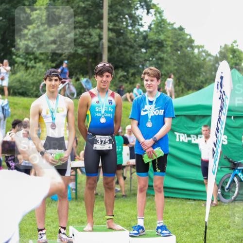 21.06.2026 - 29. Vierlanden-Triathlon Andreas Tolksdorf http://msf.ph/oto/9918507 21.06.2026 11:58:52 Ziel 589 meine-sportfotos.de