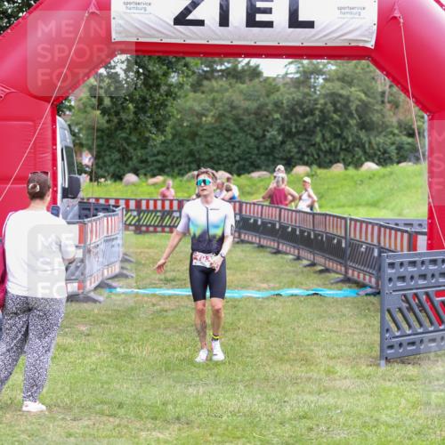 21.06.2026 - 29. Vierlanden-Triathlon Andreas Tolksdorf http://msf.ph/oto/9918723 21.06.2026 12:23:01 Ziel 193 meine-sportfotos.de