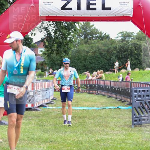 21.06.2026 - 29. Vierlanden-Triathlon Andreas Tolksdorf http://msf.ph/oto/9918979 21.06.2026 12:36:06 Ziel 107 meine-sportfotos.de