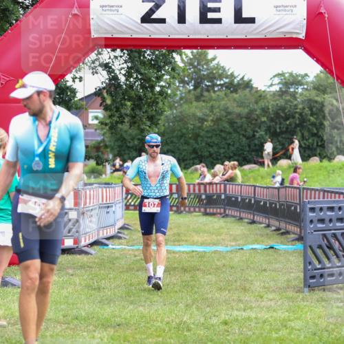 21.06.2026 - 29. Vierlanden-Triathlon Andreas Tolksdorf http://msf.ph/oto/9918980 21.06.2026 12:36:06 Ziel 107 meine-sportfotos.de