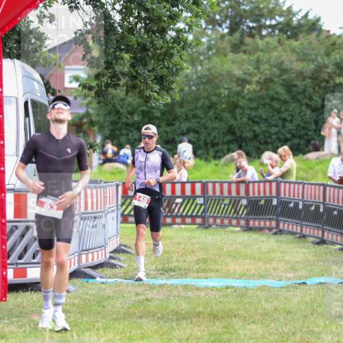 21.06.2026 - 29. Vierlanden-Triathlon Andreas Tolksdorf http://msf.ph/oto/9919021 21.06.2026 12:36:50 Ziel 63, 148 meine-sportfotos.de