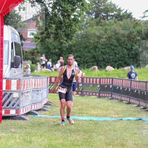 21.06.2026 - 29. Vierlanden-Triathlon Andreas Tolksdorf http://msf.ph/oto/9919175 21.06.2026 12:44:16 Ziel 118, 819 meine-sportfotos.de