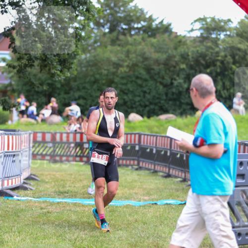 21.06.2026 - 29. Vierlanden-Triathlon Andreas Tolksdorf http://msf.ph/oto/9919183 21.06.2026 12:44:18 Ziel 118, 819 meine-sportfotos.de
