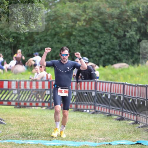 21.06.2026 - 29. Vierlanden-Triathlon Andreas Tolksdorf http://msf.ph/oto/9919276 21.06.2026 12:47:06 Ziel 4, 704 meine-sportfotos.de