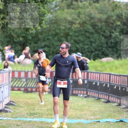 21.06.2026 - 29. Vierlanden-Triathlon Andreas Tolksdorf http://msf.ph/oto/9919285 21.06.2026 12:47:08 Ziel 4, 704 meine-sportfotos.de