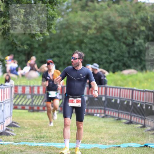 21.06.2026 - 29. Vierlanden-Triathlon Andreas Tolksdorf http://msf.ph/oto/9919286 21.06.2026 12:47:08 Ziel 4, 704 meine-sportfotos.de