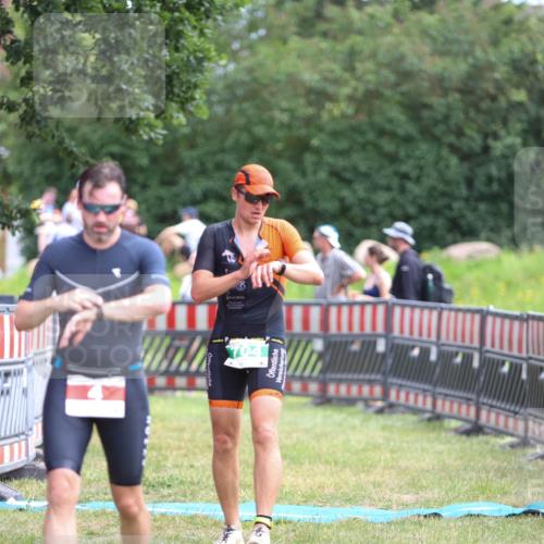 21.06.2026 - 29. Vierlanden-Triathlon Andreas Tolksdorf http://msf.ph/oto/9919289 21.06.2026 12:47:11 Ziel 4, 704 meine-sportfotos.de