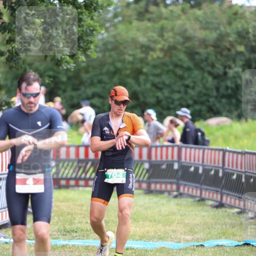 21.06.2026 - 29. Vierlanden-Triathlon Andreas Tolksdorf http://msf.ph/oto/9919293 21.06.2026 12:47:11 Ziel 4, 704 meine-sportfotos.de