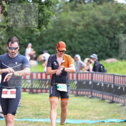 21.06.2026 - 29. Vierlanden-Triathlon Andreas Tolksdorf http://msf.ph/oto/9919297 21.06.2026 12:47:12 Ziel 4, 704 meine-sportfotos.de