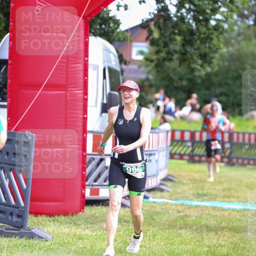 21.06.2026 - 29. Vierlanden-Triathlon Andreas Tolksdorf http://msf.ph/oto/9919324 21.06.2026 12:48:00 Ziel 197, 906 meine-sportfotos.de