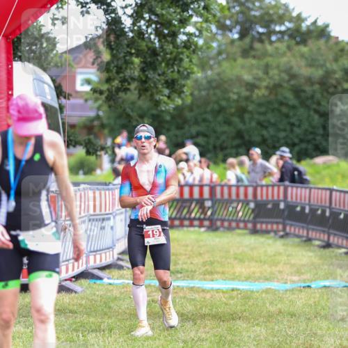 21.06.2026 - 29. Vierlanden-Triathlon Andreas Tolksdorf http://msf.ph/oto/9919337 21.06.2026 12:48:06 Ziel 197 meine-sportfotos.de